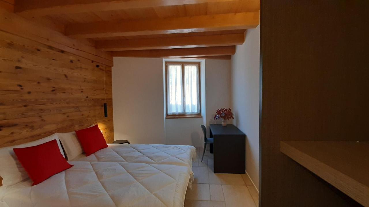 Garda Baldo Apartments_Vivaldi 토르볼레 외부 사진