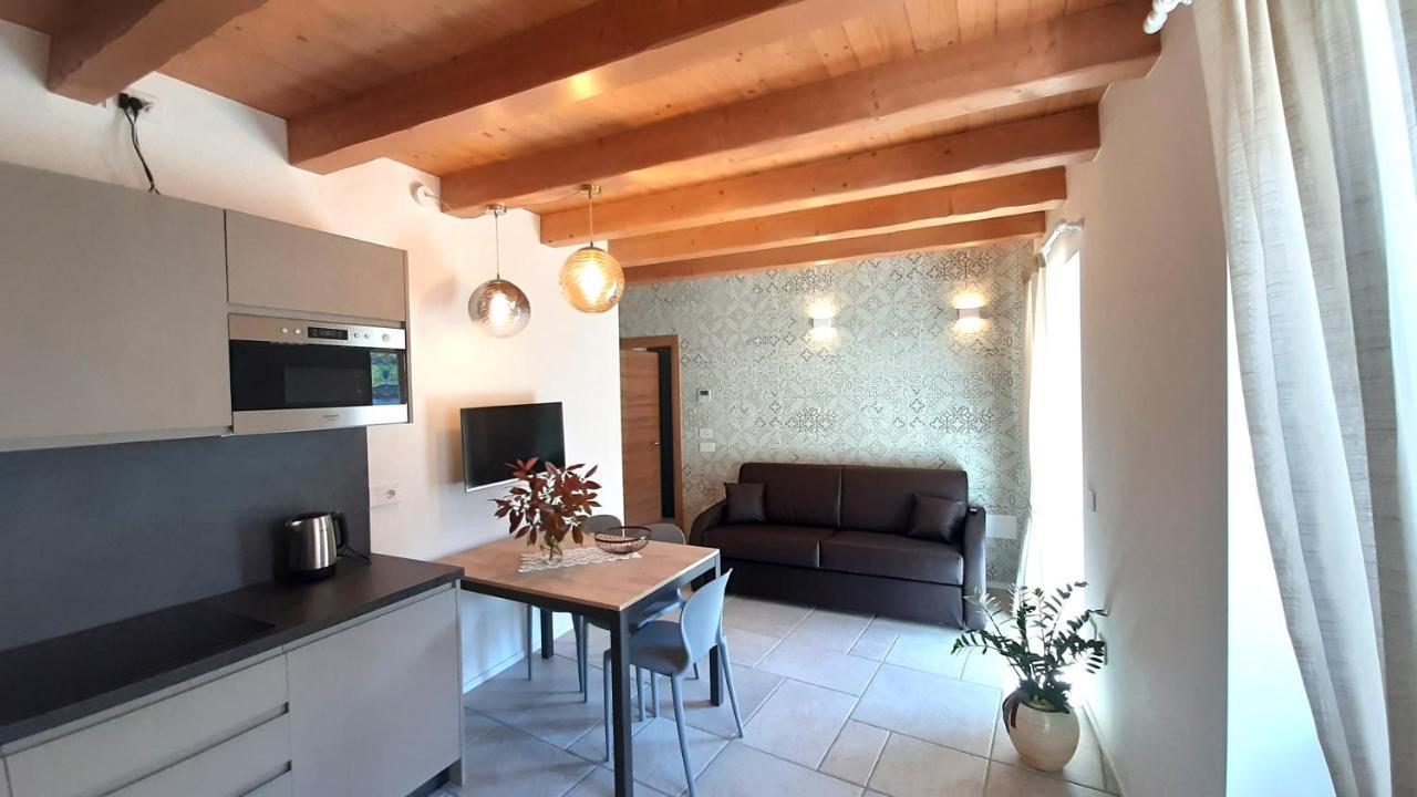 Garda Baldo Apartments_Vivaldi 토르볼레 외부 사진