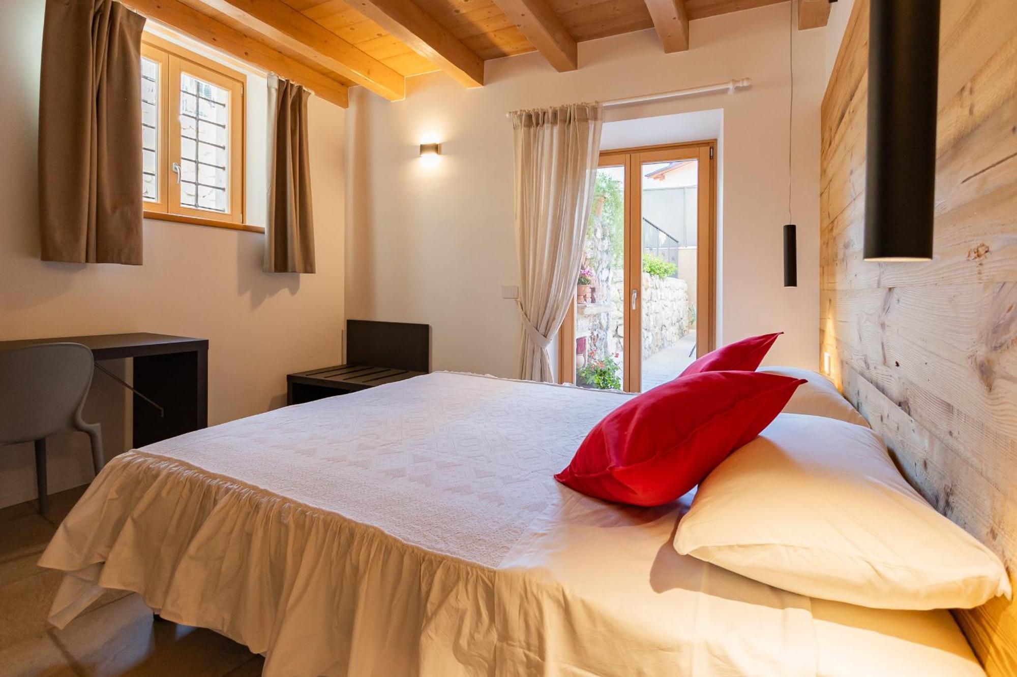 Garda Baldo Apartments_Vivaldi 토르볼레 외부 사진
