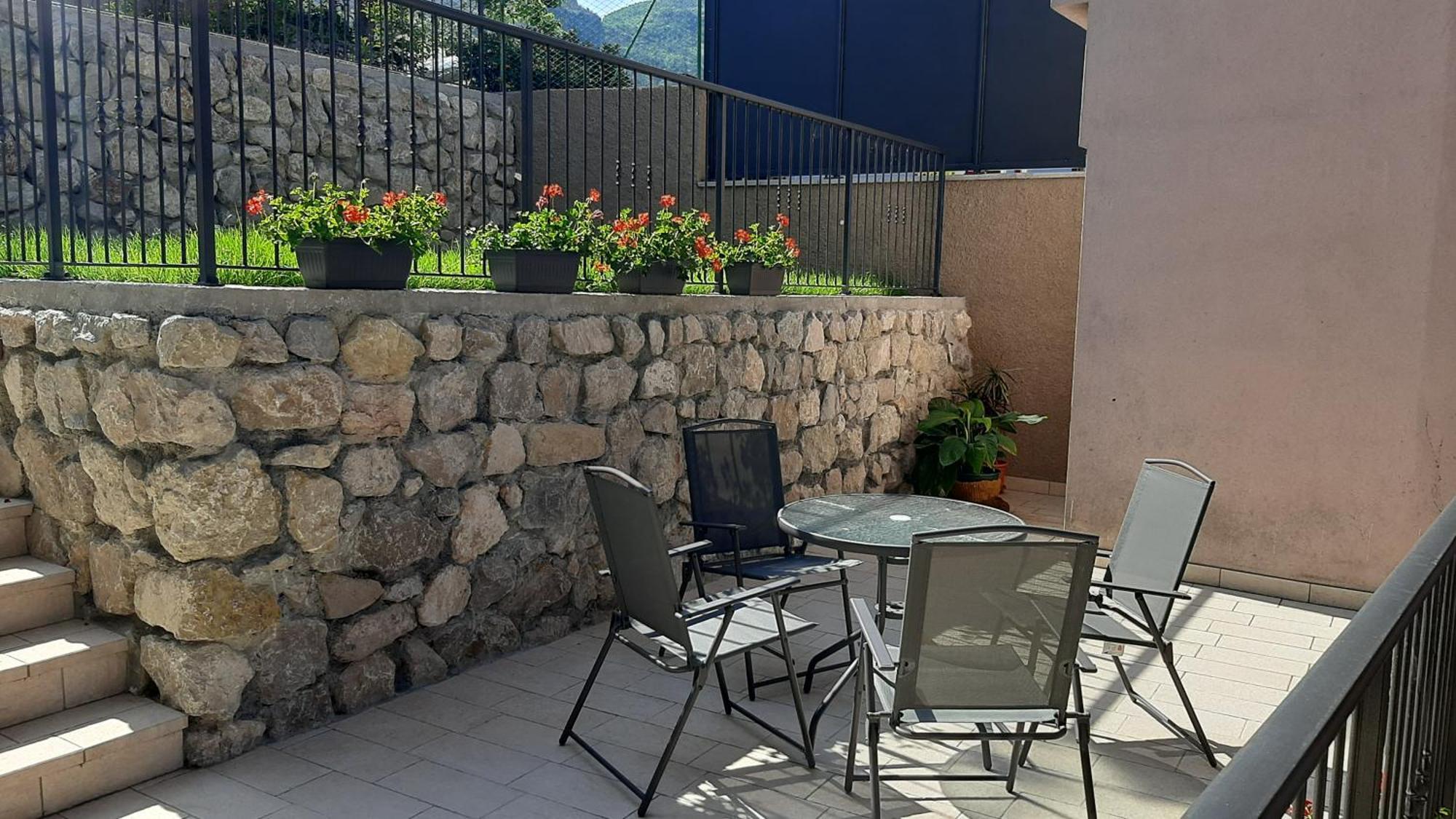 Garda Baldo Apartments_Vivaldi 토르볼레 외부 사진